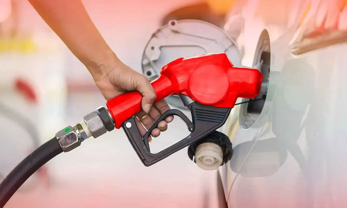 Pakistan Announces Petrol Price Hike from October 1