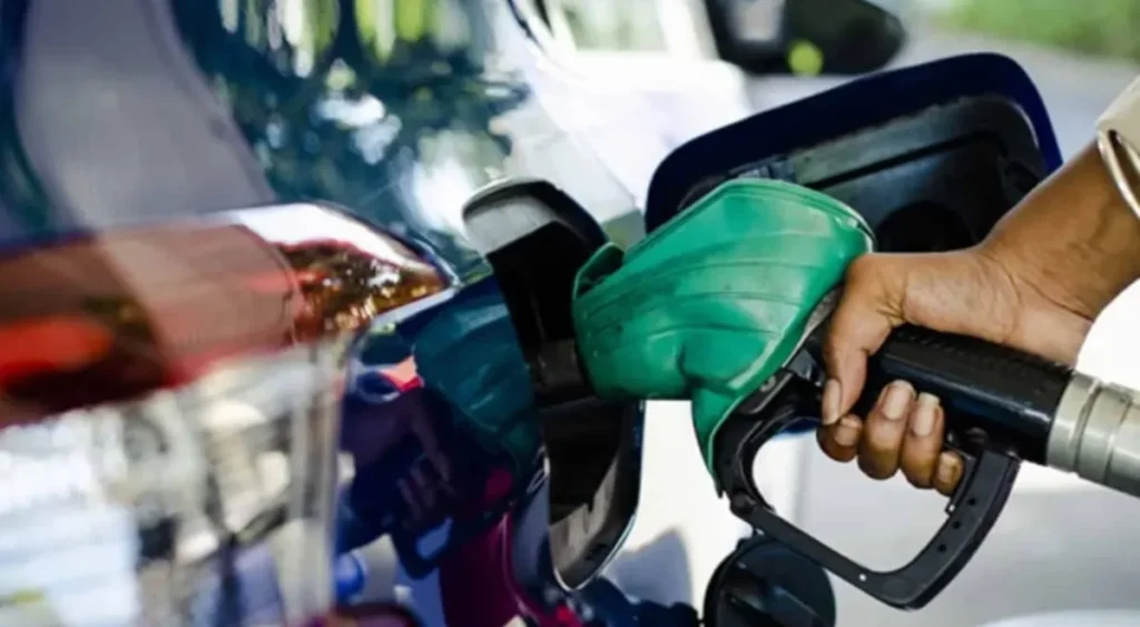 Petrol Prices in Pakistan Expected to Drop from October 16