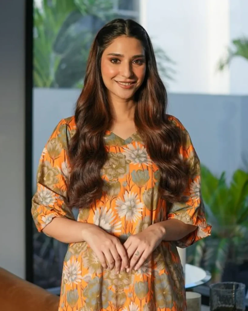 Ramsha Khan - Gallery image 2