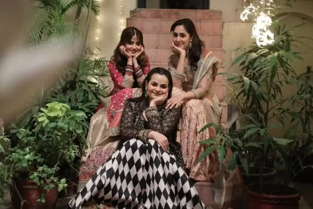 Sajal Ali - Gallery image 2