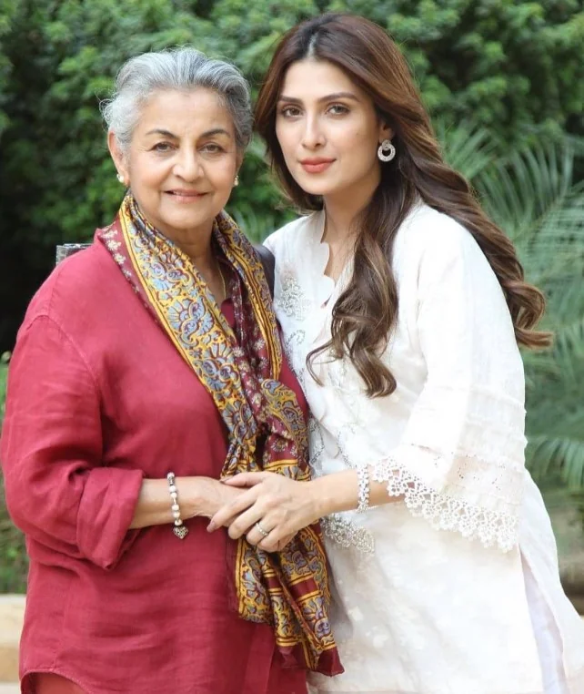 Shamim Hilaly with actress Ayeza Khan