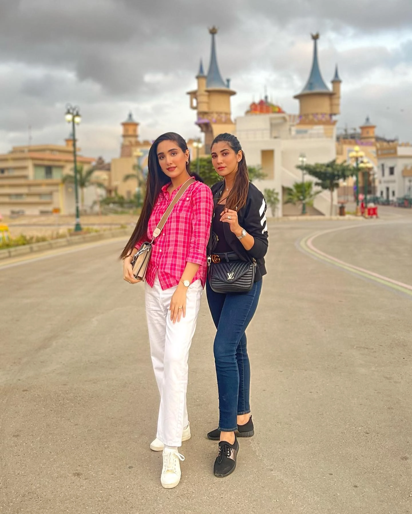 Aiza Awan with Nazish Jahangir