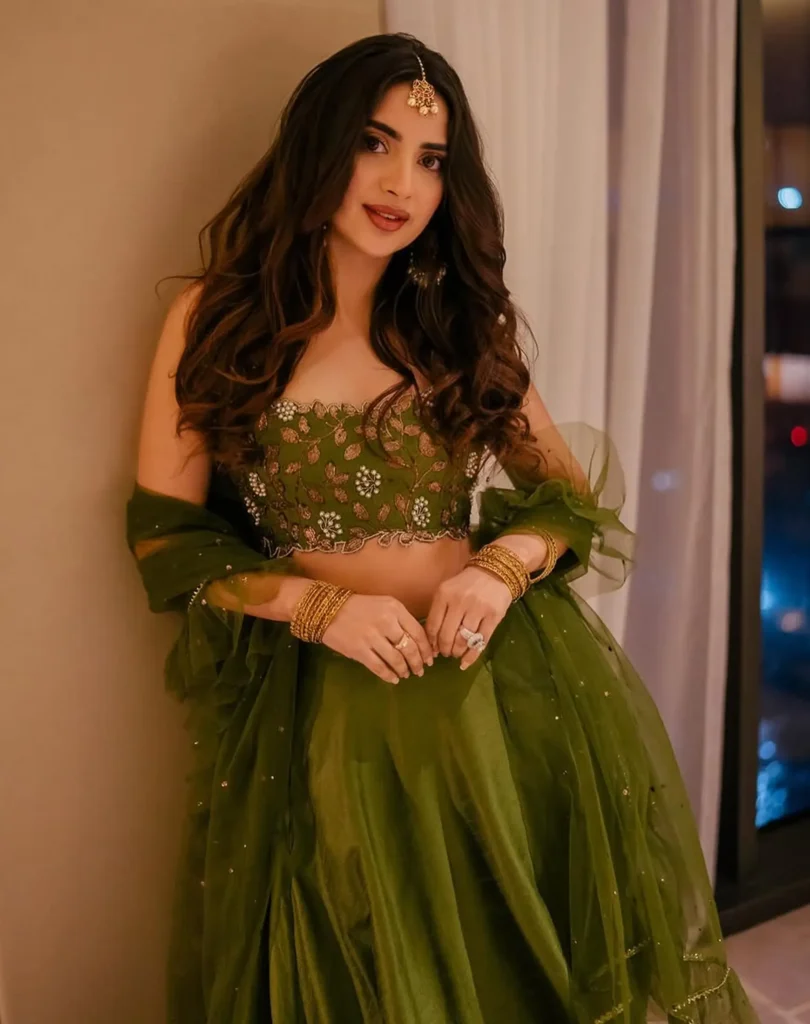 Saboor Aly - Gallery image 6
