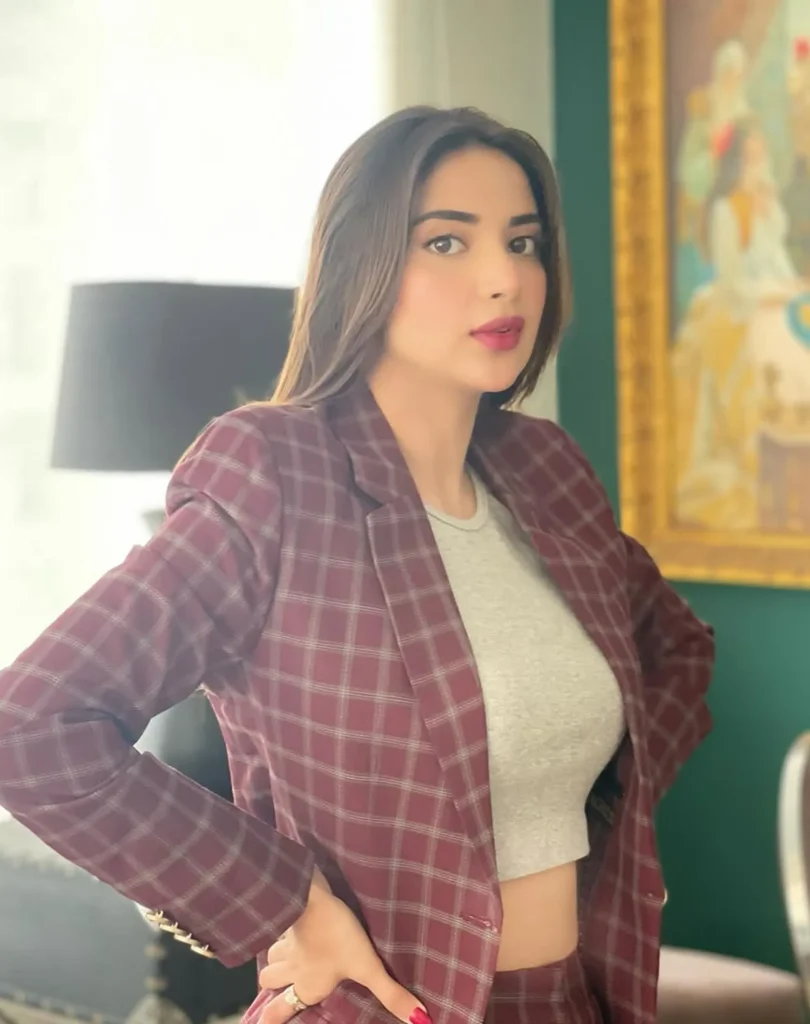 Saboor Aly - Gallery image 5