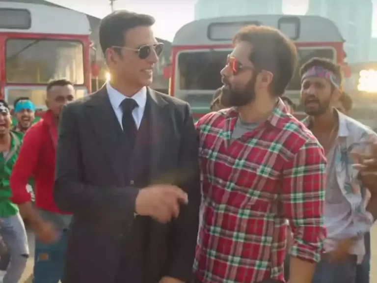 Akshay Kumar and emaran Hashmi in Selfiee Movie 2023