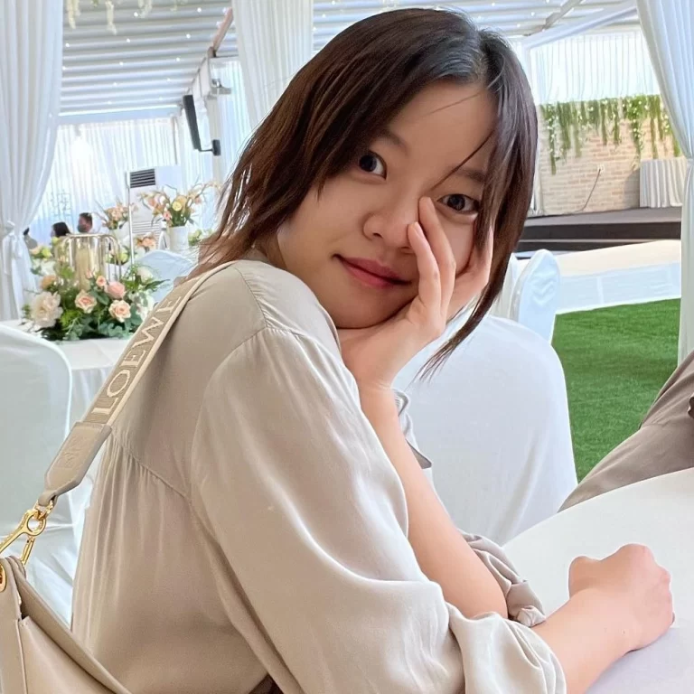 Doona Netflix Kdrama Cast Go Ah-Sung