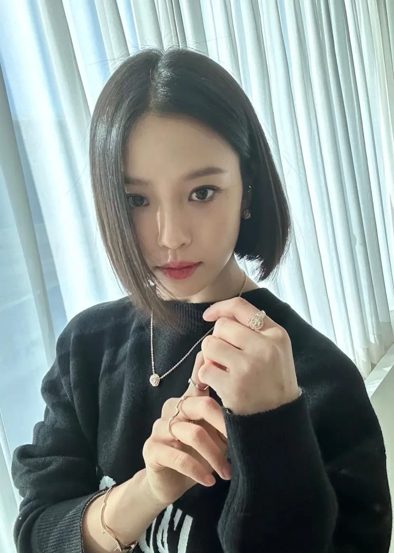 Go Min-Si as Lee Eun Yoo in Sweet Home Season 2 Kdrama 2023