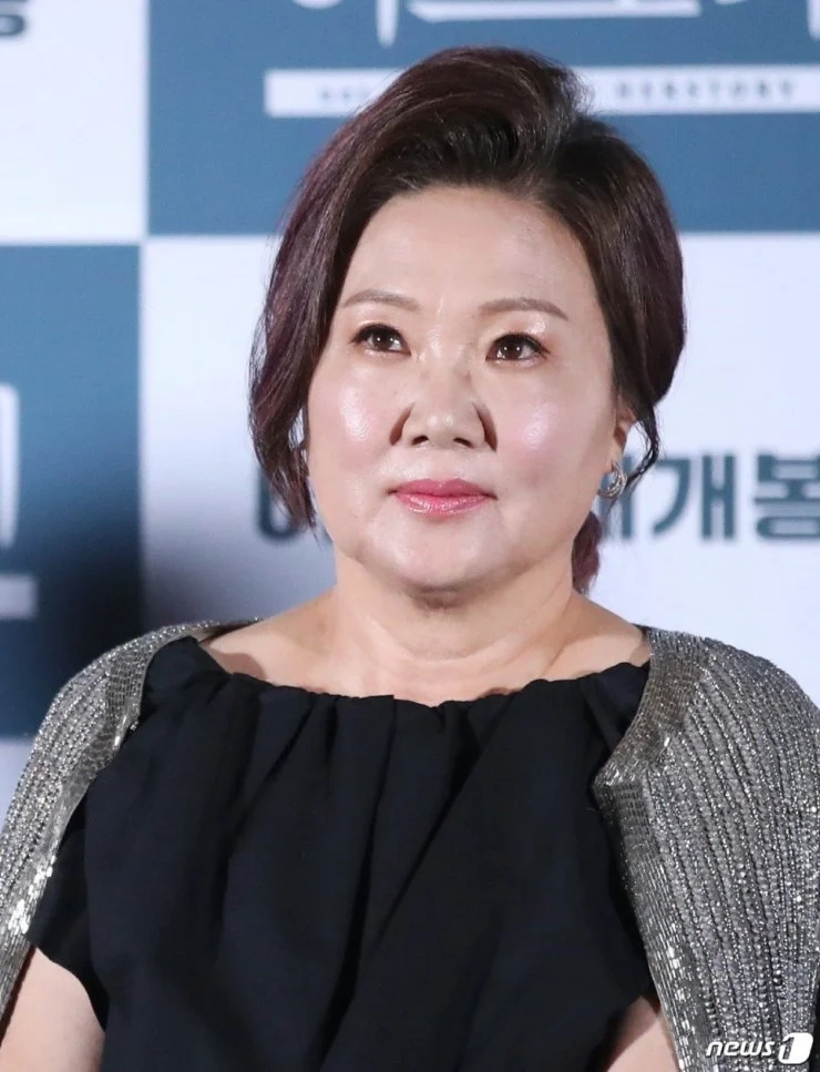 Kim Hae-Sook as Na Wol Daek in gyeongseong creature season 1 Kdrama 2023
