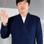 Kim Hee-won as Ji-man in Netflix Korean movie Unlocked 2023