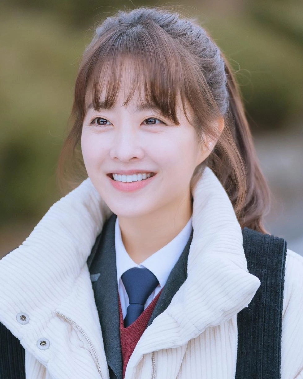 Park Bo-Young as Jung Da Eun in Daily Dose of Sunshine Kdrama 2023