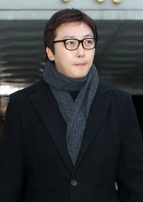 Tak Jae-Hoon as Seon Woo Sil in The Heavenly Idol Kdrama 2023