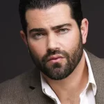 Jesse Metcalfe