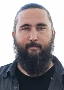 Julius Avery