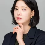 Duty After School Lim Se-Mi as Park Eun-Young