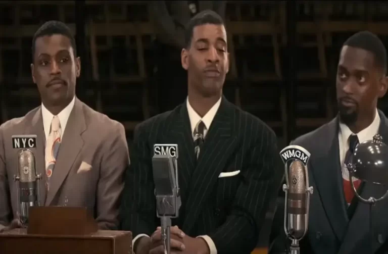 Everett Osborne, Robert Ri’chard, Robert Ri’chard in Sweetwater Movie (2023)