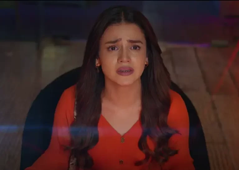 Zara Noor Abbas in Jhoom Drama Cast