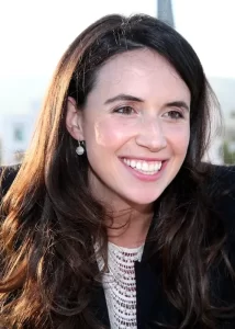 Lauren Schuker Blum