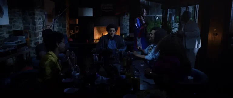 Antoinette Robertson, Grace Byers, Dewayne Perkins, Sinqua Walls, Grace Byers, X Mayo in The Blackening Movie (2023)