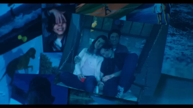 Maribel Verdu, Ron Livingston, Ezra Miller in The Flash Movie (2023)