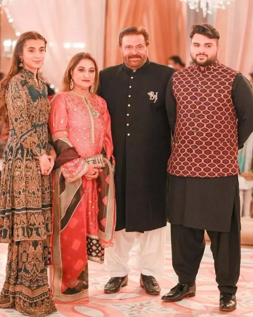 Yashmeera Jan - Gallery image 2