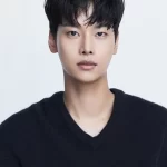 Cha Hak-Yeon