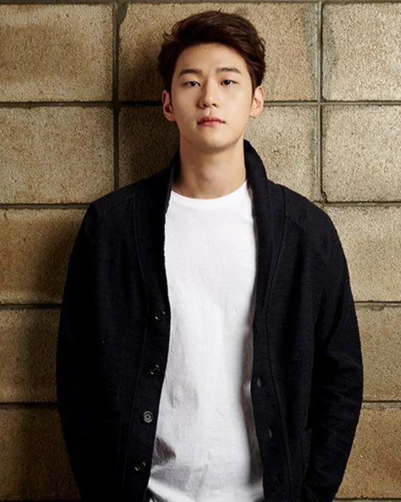 Lee Hak-Joo - Gallery image 1