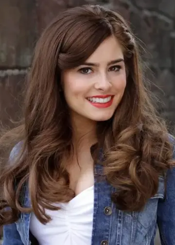 Rachel Shenton: Biography, Movies List - WeGreen Entertainment