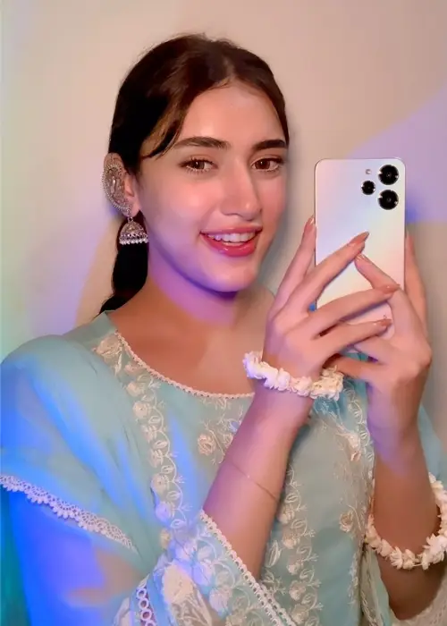 Sahar Hashmi Pakistani actress