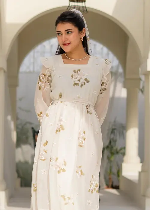 Actress Sahar Hashmi