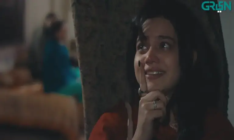 Zara Noor Abbas in Standup Girl drama cast