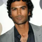 Sendhil Ramamurthy