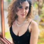 Nazia Hussain