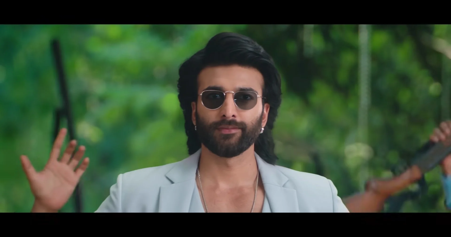 Meezan Jafri In De De Pyaar De 2 Movie Cast