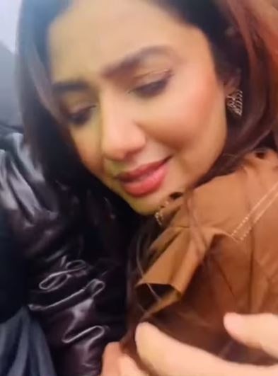 Video of Mahira Khan Harassed in London Love Guru