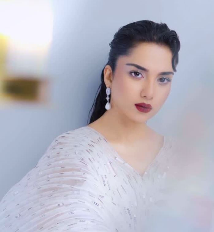 Tuba Anwar WhatsApp Group Humaira Asghar