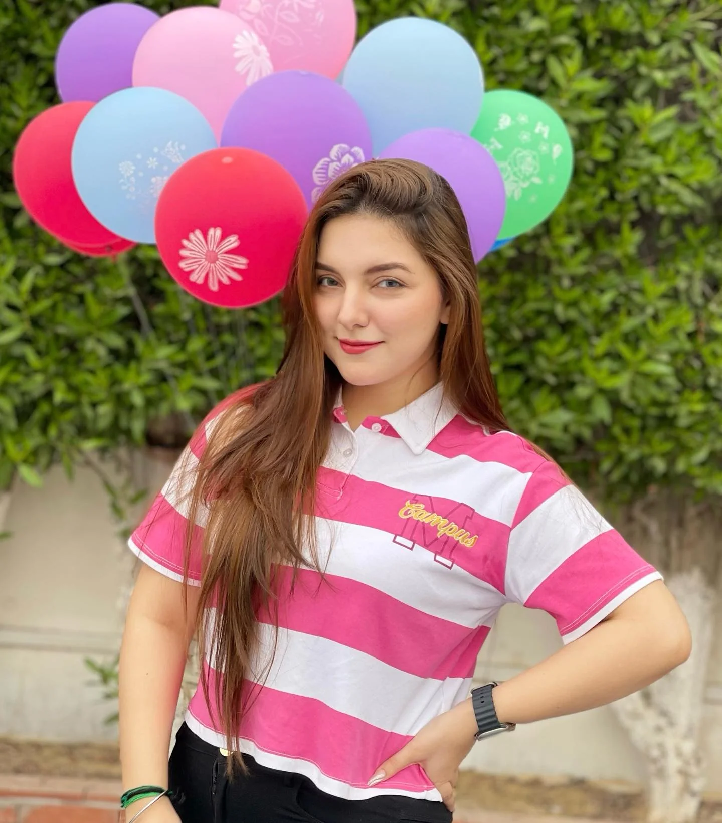 Sabahat Sarhandi - Actress, Model - Photo 1