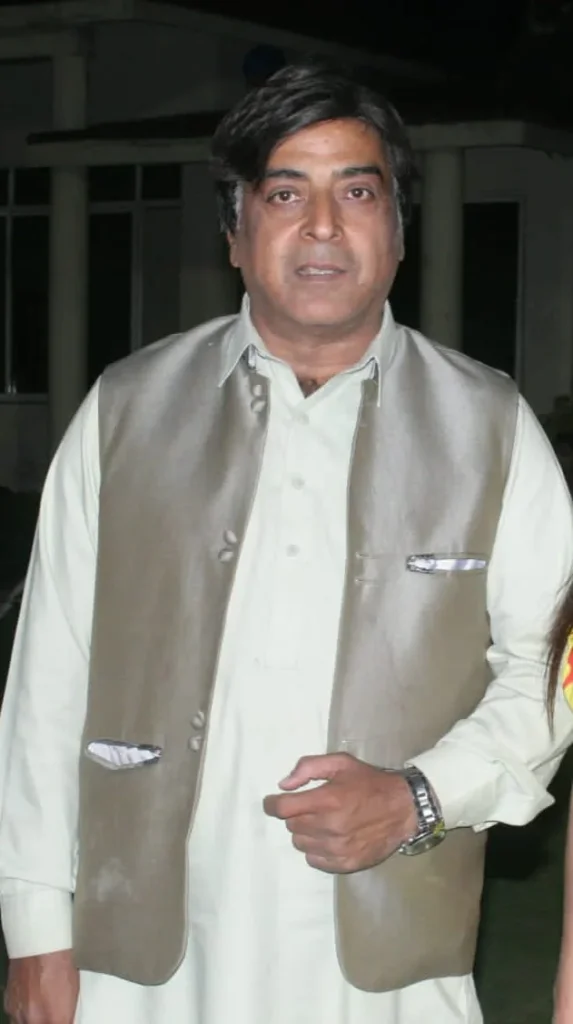 Sabir Khan  - Gallery image 1