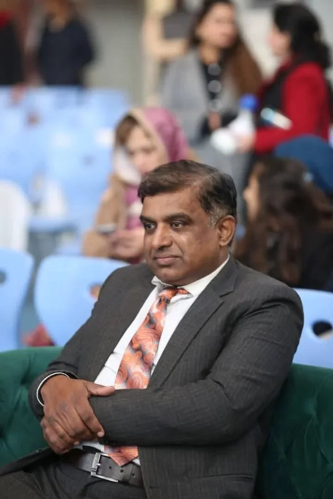 Waqar Azeem - Gallery image 4