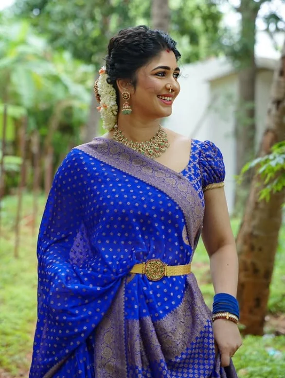 Aditi Prabhudeva Age