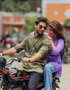 Leader - Gallery image 1